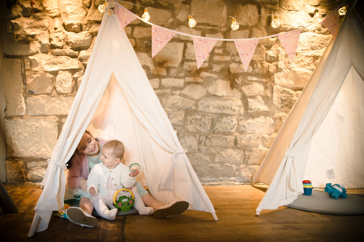Wedding Teppe Teepee Perfect For Kid Play and Children's Entertainment Tent Wigwam Teepee Camping Sleeping Hideout Shelter Indoor Outdoor