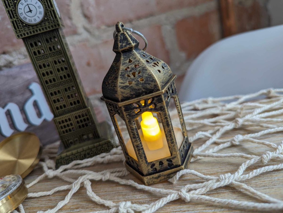 Peter Pan Centrepiece Set Neverland Sign, Pirate Ship, Chest, Coins, Big Ben, Compass, Treasure Necklace, Fairy Lantern, Fishing Net Party