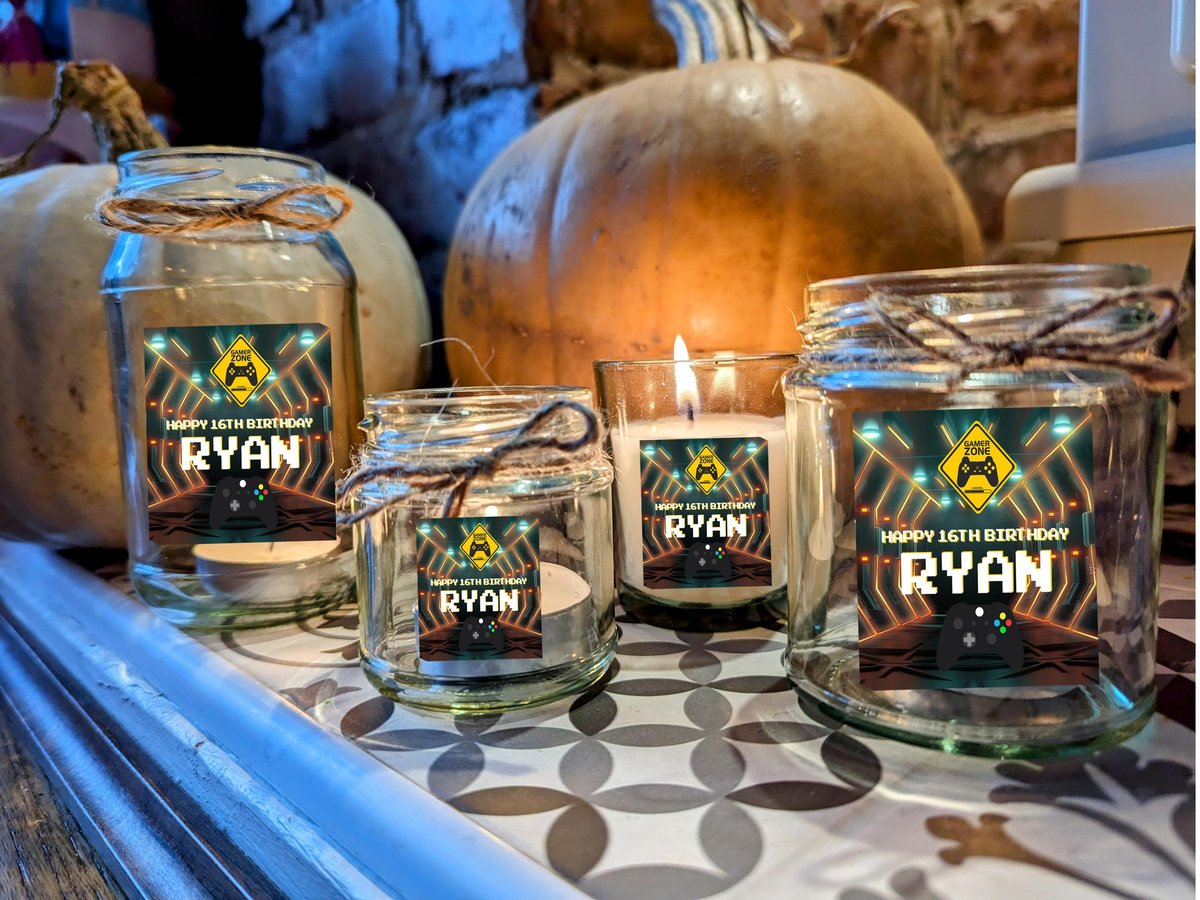 Gaming Candle Gift Gamer Gift Father's Day Mother's Day Geek Nerd Console Gamer Custom Personalised Personalized Small, Medium, Large, Wax