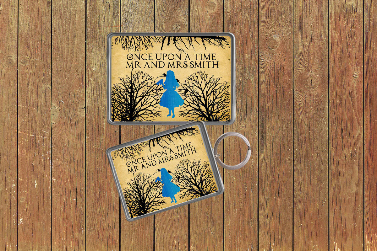 Alice in Wonderland Fairytale Wedding Keychain Keyring Magnets Favours Favors Personalized Personalised Custom Brithday Wedding Woodland