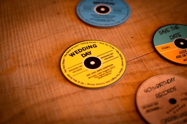 Record Wedding Vinyl Coaster LP Invitations Personalised Personalized Music Retro Themed Wedding Party Invites Favors Favours Table Gifts