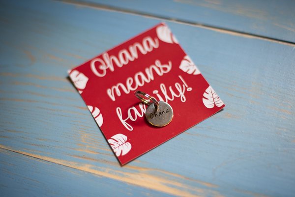 Ohana Means Family Charm Keyring Perfect Birthday Gift, Wedding Favor Favour, Fairytale, Hawaiian Themed Wedding Gift Party Bags Keychain