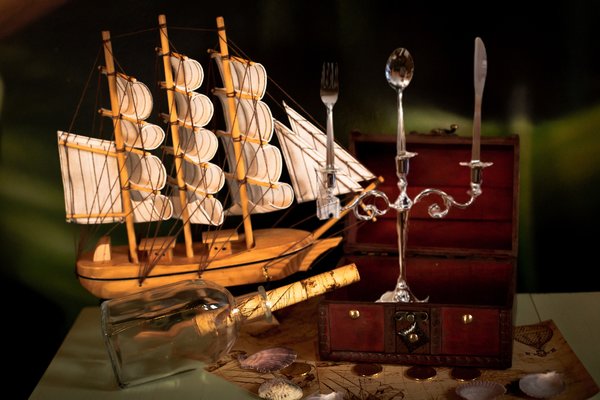 Little Mermaid Centrepiece Set with  Silver Candelabra with Knife, Fork, Spoon, Wooden Ship, Wooden Chest, Coins, Map, Bottle, Fork, Shells