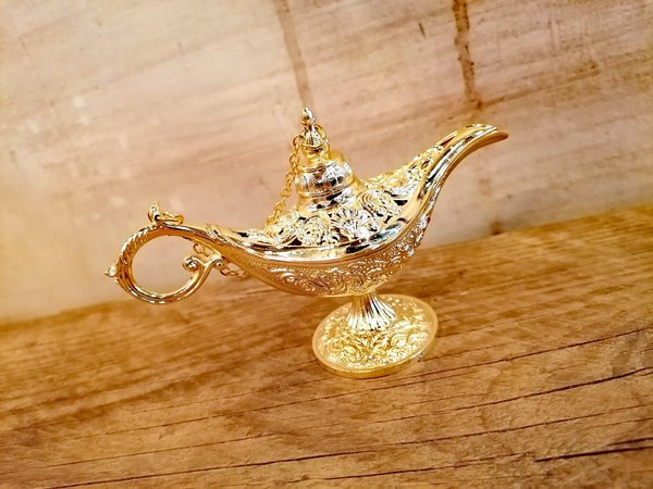 Aladdin Genie Lamp Prop Perfect for Fairytale Arabian Nights Weddings Aladdin Birthday Parties Cake Topper Wedding Favour Favor Aladdin Gift